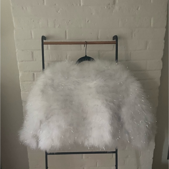 Jocelyn feather winter white cropped jacket NWT - Picture 2 of 9